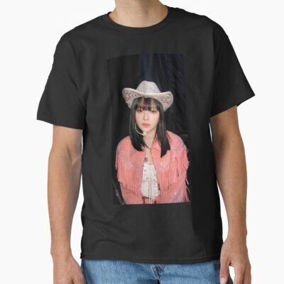 Alternative view of TWICE Jeongyeon T-shirt