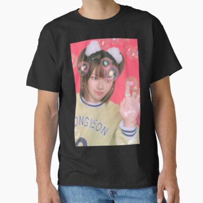 Alternative view of Jeongyeon TWICE T-shirt